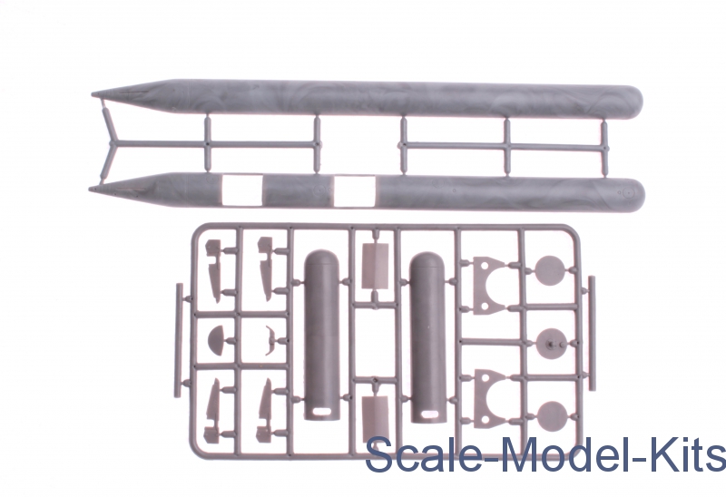 scale model kit 293 mm 1/35 'Sirena' Soviet Midget Submarine Mikro Mir 35-009